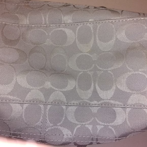 Vintage Coach Signature Penelope F16540 Handbag - Picture 13 of 16